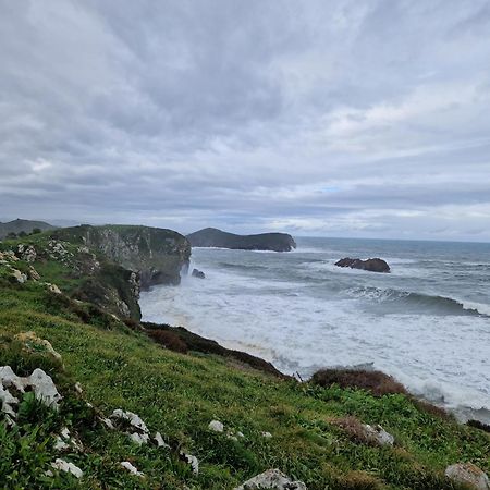 La Cueva De Villahormes 외부 사진